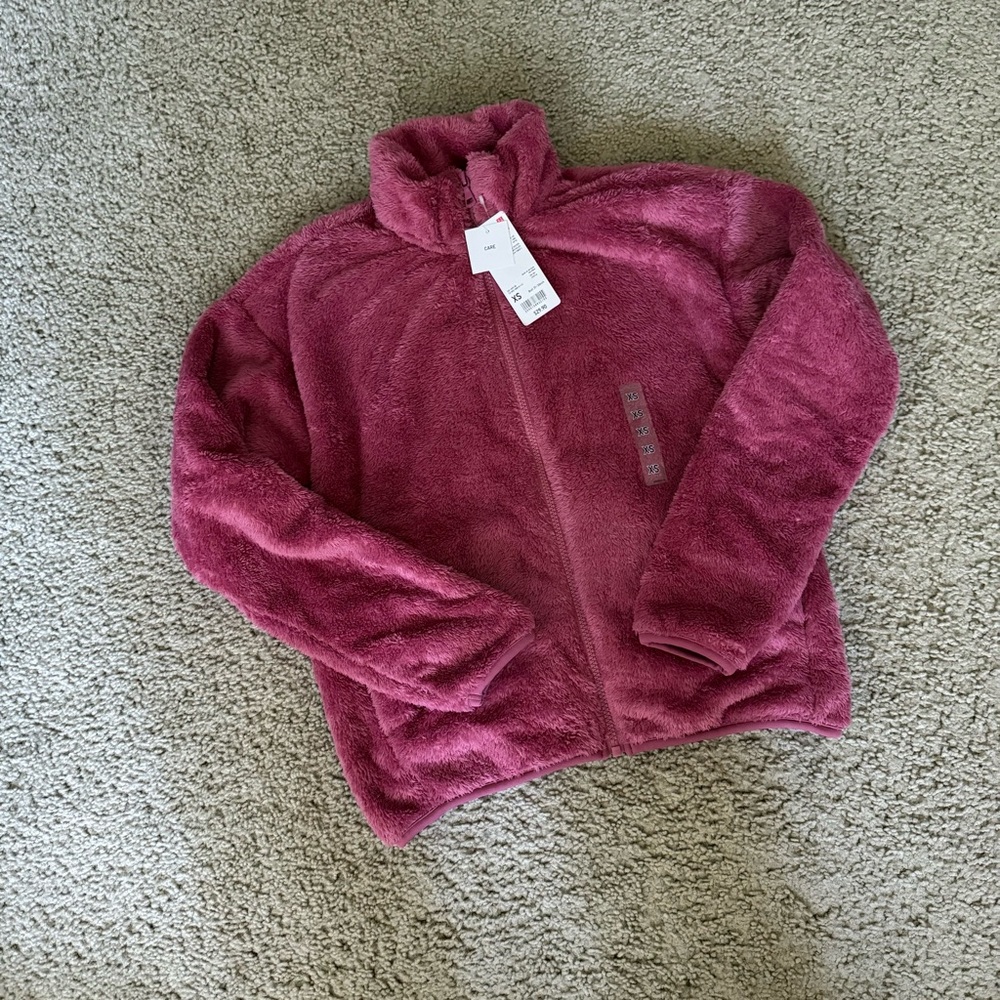 NWT Uniqlo Fluffy Yarn Fleece Full-Zip Jacket XS